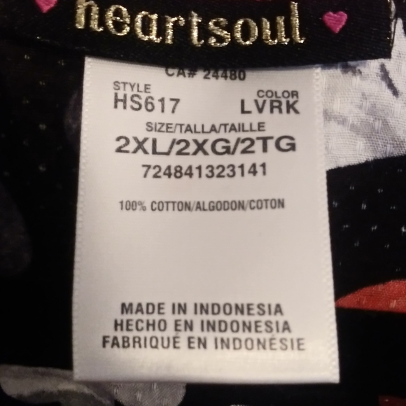 Heartsoul scrub top - Picture 3 of 3